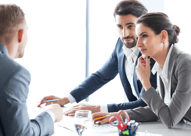 Faillite ou proposition de consommateur: quelle option choisir?